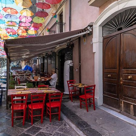 La Casa Al Duomo - Elegant Apartment Catania-Fontanarossai nemzetközi repülőtér Kültér fotó