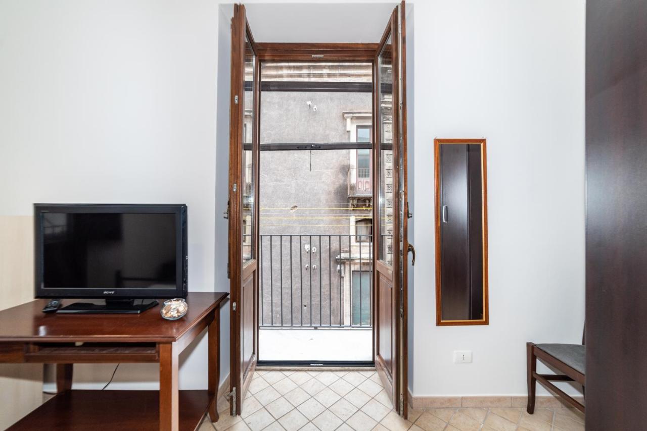 La Casa Al Duomo - Elegant Apartment Catania-Fontanarossai nemzetközi repülőtér Kültér fotó