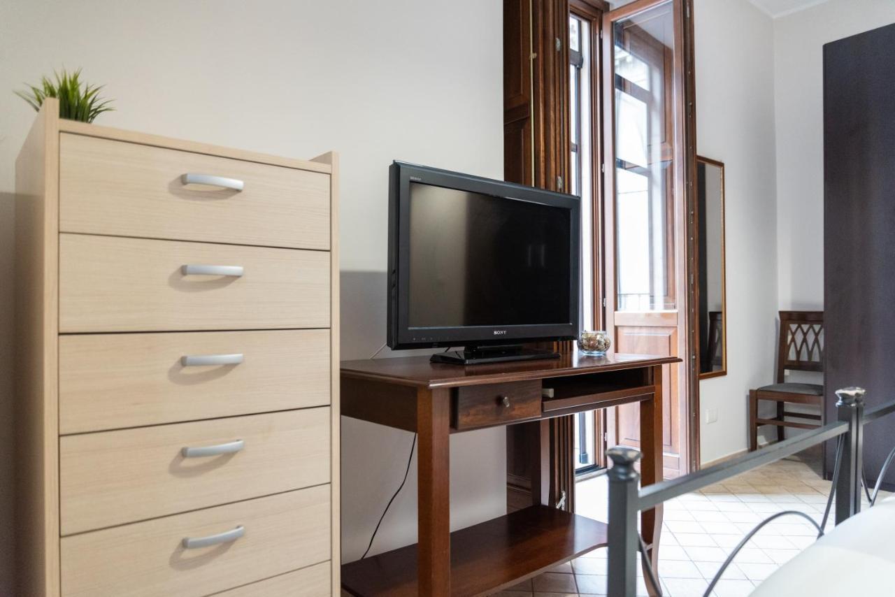 La Casa Al Duomo - Elegant Apartment Catania-Fontanarossai nemzetközi repülőtér Kültér fotó