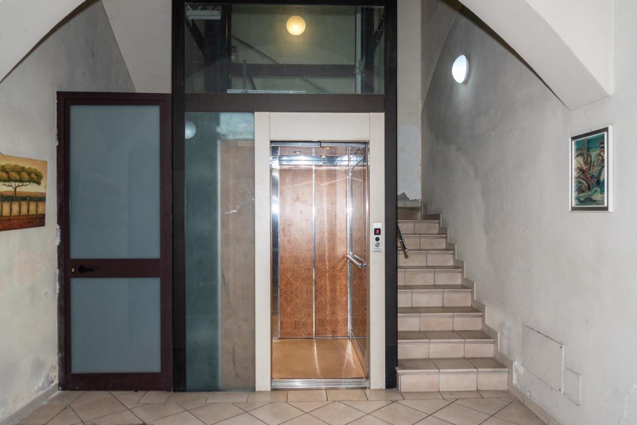 La Casa Al Duomo - Elegant Apartment Catania-Fontanarossai nemzetközi repülőtér Kültér fotó