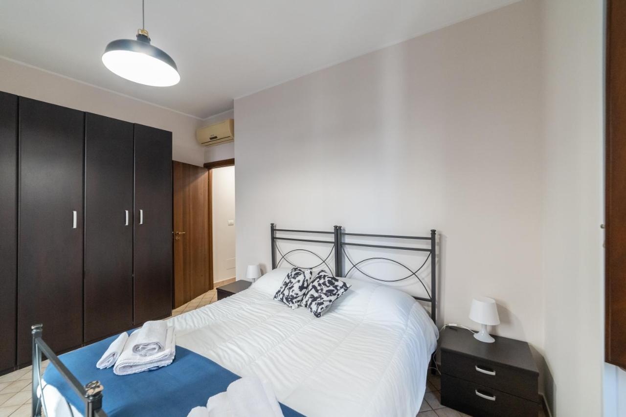 La Casa Al Duomo - Elegant Apartment Catania-Fontanarossai nemzetközi repülőtér Kültér fotó